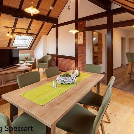 Gaestehaus Zur Quelle Wächtersbach エクステリア 写真