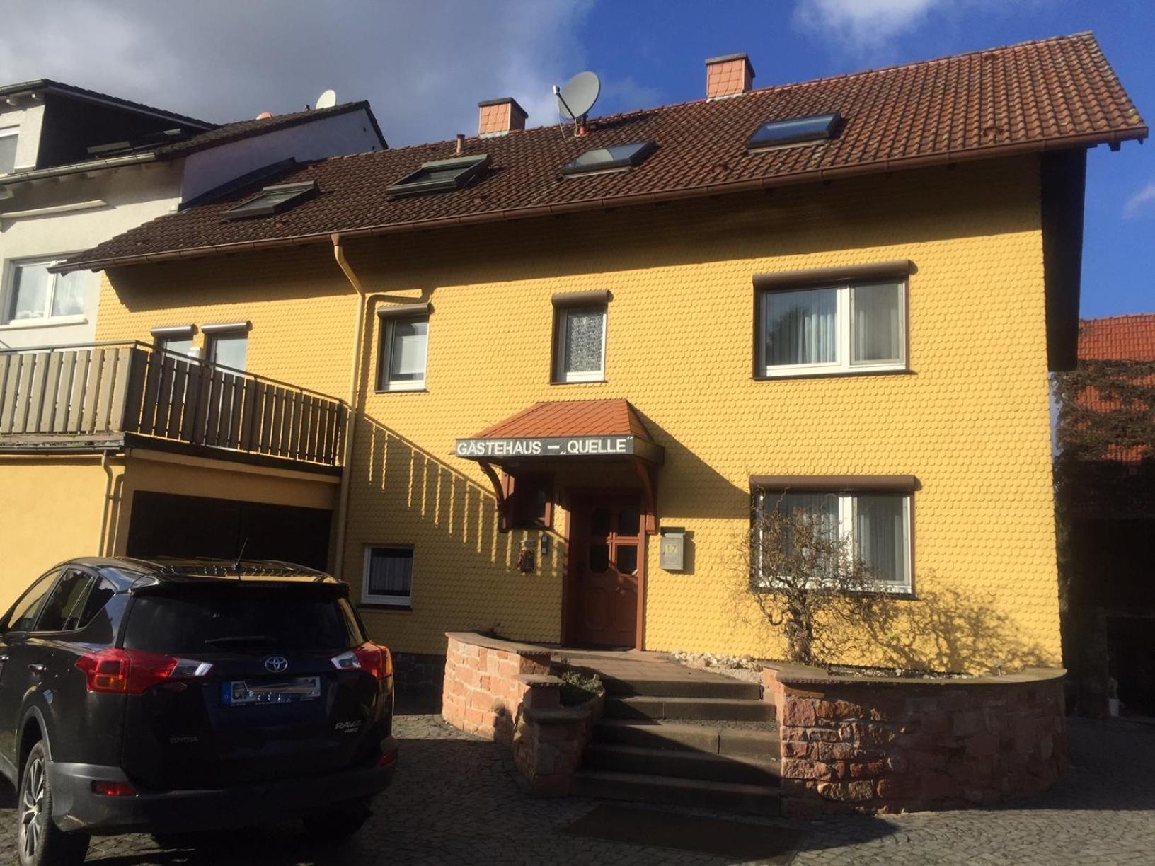 Gaestehaus Zur Quelle Wächtersbach エクステリア 写真